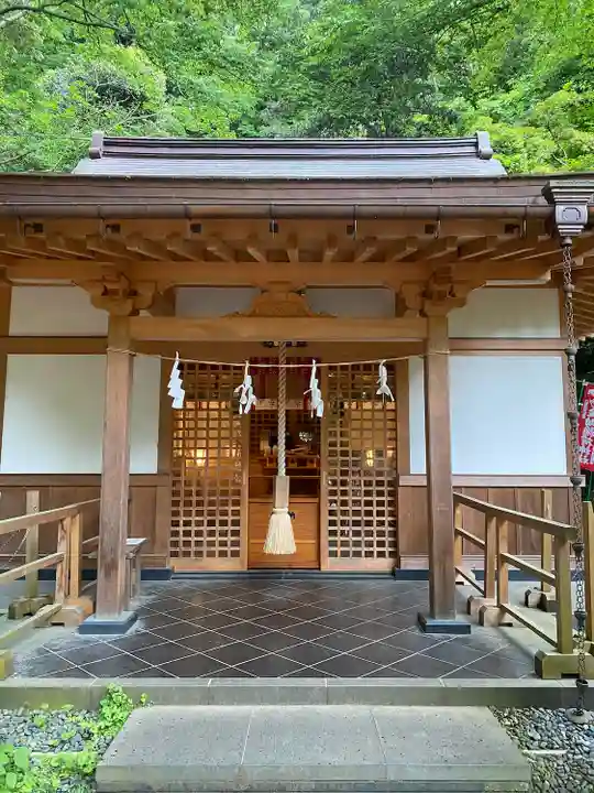 佐助稲荷神社の本殿・本堂