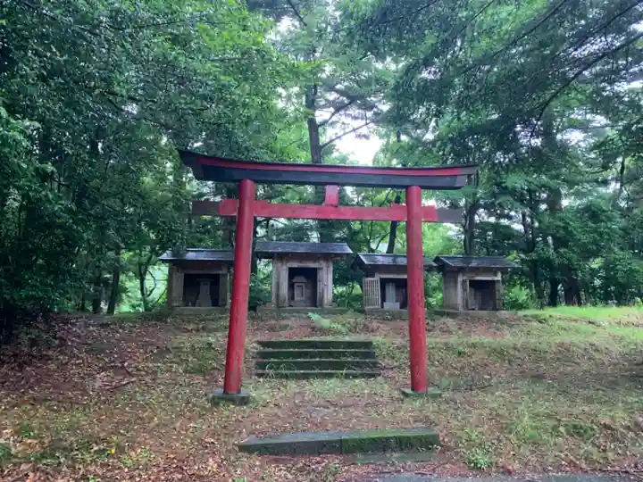 神社(名称不明)の鳥居