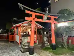 松明殿稲荷神社の鳥居