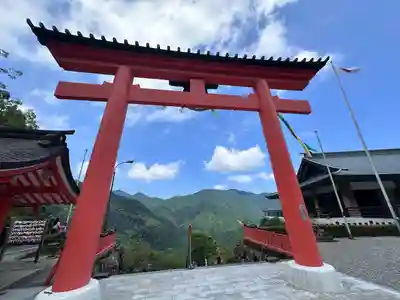 熊野那智大社(和歌山県)