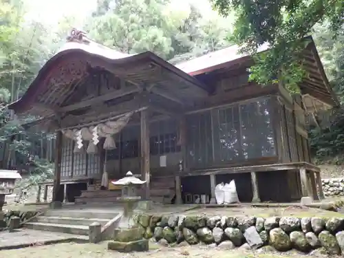 福富神社の本殿