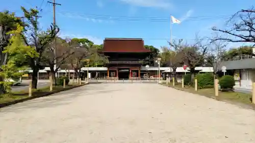 尾張大國霊神社（国府宮）の山門・神門