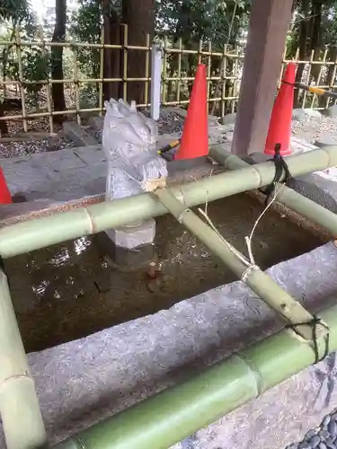 日吉神社（上社）の手水舎