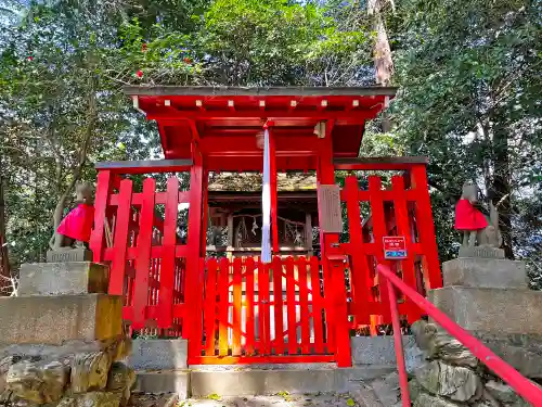 印岐志呂神社の末社