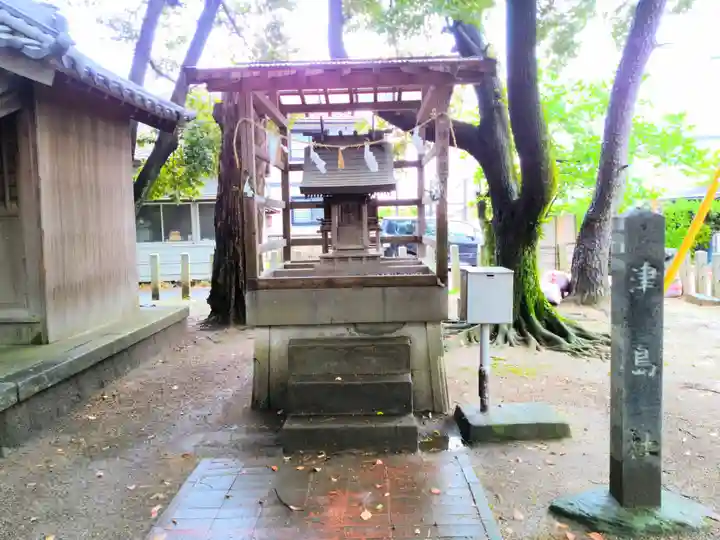 稲荷社(北明治稲荷社)の末社・摂社