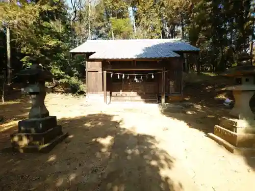 淡洲神社（山田）の{uncategorized: "未分類", other: "その他", undefined: "問題あり", building: "その他建物", grave: "お墓", sacred_gate: "鳥居", guardian: "狛犬", statue: "像", buddha: "仏像", history: "歴史", nature: "自然", garden: "庭園", animal: "動物", pagoda: "塔", temizu: "手水舎", mountain_gate: "山門・神門", sanctuary: "本殿・本堂", subordinate: "末社・摂社", art: "芸術", scenery: "景色", jizo: "地蔵", ema: "絵馬", goshuin: "御朱印", omikuji: "おみくじ", items: "授与品その他", amulet: "お守り", goshuincho: "御朱印帳", eats: "食事", festival: "お祭り", votive_dance: "神楽", shichigosan: "七五三参", wedding: "結婚式", experience: "体験その他", initially: "初詣", around: "周辺", anti_infection: "感染症対策"}