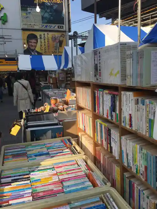 烏森神社の周辺