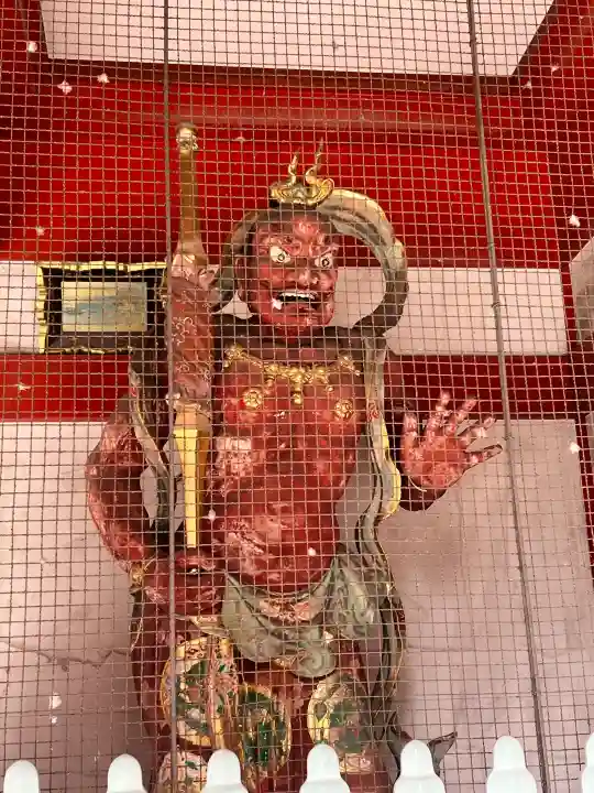 大須観音 (北野山真福寺宝生院)の{uncategorized: "未分類", other: "その他", undefined: "問題あり", building: "その他建物", grave: "お墓", sacred_gate: "鳥居", guardian: "狛犬", statue: "像", buddha: "仏像", history: "歴史", nature: "自然", garden: "庭園", animal: "動物", pagoda: "塔", temizu: "手水舎", mountain_gate: "山門・神門", sanctuary: "本殿・本堂", subordinate: "末社・摂社", art: "芸術", scenery: "景色", jizo: "地蔵", ema: "絵馬", goshuin: "御朱印", omikuji: "おみくじ", items: "授与品その他", amulet: "お守り", goshuincho: "御朱印帳", eats: "食事", festival: "お祭り", votive_dance: "神楽", shichigosan: "七五三参", wedding: "結婚式", experience: "体験その他", initially: "初詣", around: "周辺", anti_infection: "感染症対策"}