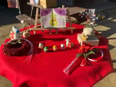 椿ノ海　水神社の{uncategorized: "未分類", other: "その他", undefined: "問題あり", building: "その他建物", grave: "お墓", sacred_gate: "鳥居", guardian: "狛犬", statue: "像", buddha: "仏像", history: "歴史", nature: "自然", garden: "庭園", animal: "動物", pagoda: "塔", temizu: "手水舎", mountain_gate: "山門・神門", sanctuary: "本殿・本堂", subordinate: "末社・摂社", art: "芸術", scenery: "景色", jizo: "地蔵", ema: "絵馬", goshuin: "御朱印", omikuji: "おみくじ", items: "授与品その他", amulet: "お守り", goshuincho: "御朱印帳", eats: "食事", festival: "お祭り", votive_dance: "神楽", shichigosan: "七五三参", wedding: "結婚式", experience: "体験その他", initially: "初詣", around: "周辺", anti_infection: "感染症対策"}