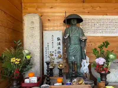 大杉弘法堂（弘法スギ）(滋賀県)