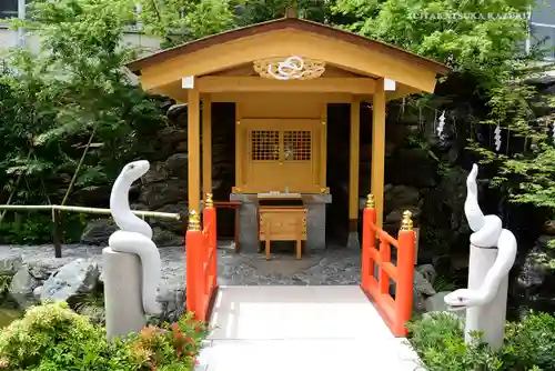 蛇窪神社の末社・摂社