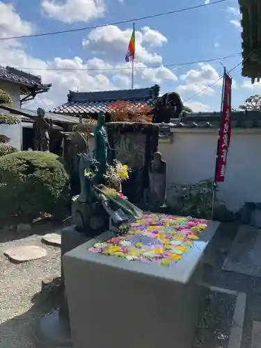 多聞寺の手水舎