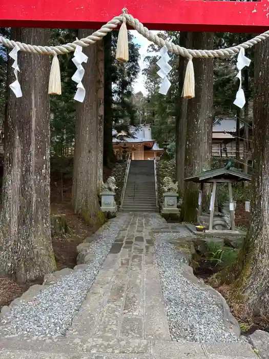 須山浅間神社の建物その他