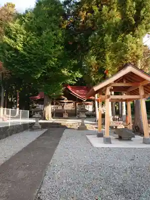 浅間日月神社の本殿・本堂