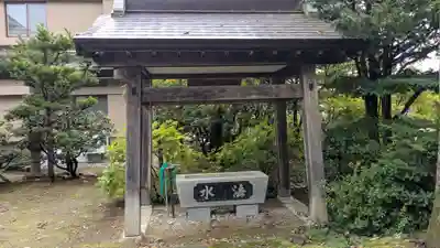 幸福寺の手水舎