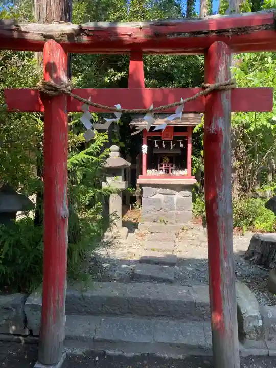 大間々神明宮の{uncategorized: "未分類", other: "その他", undefined: "問題あり", building: "その他建物", grave: "お墓", sacred_gate: "鳥居", guardian: "狛犬", statue: "像", buddha: "仏像", history: "歴史", nature: "自然", garden: "庭園", animal: "動物", pagoda: "塔", temizu: "手水舎", mountain_gate: "山門・神門", sanctuary: "本殿・本堂", subordinate: "末社・摂社", art: "芸術", scenery: "景色", jizo: "地蔵", ema: "絵馬", goshuin: "御朱印", omikuji: "おみくじ", items: "授与品その他", amulet: "お守り", goshuincho: "御朱印帳", eats: "食事", festival: "お祭り", votive_dance: "神楽", shichigosan: "七五三参", wedding: "結婚式", experience: "体験その他", initially: "初詣", around: "周辺", anti_infection: "感染症対策"}