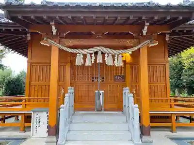 足立神社の本殿・本堂