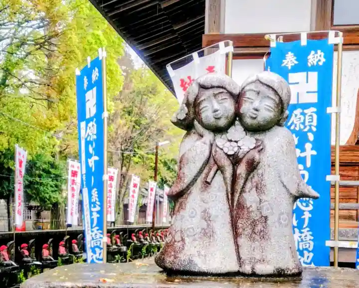 祇園山 徳城寺の{uncategorized: "未分類", other: "その他", undefined: "問題あり", building: "その他建物", grave: "お墓", sacred_gate: "鳥居", guardian: "狛犬", statue: "像", buddha: "仏像", history: "歴史", nature: "自然", garden: "庭園", animal: "動物", pagoda: "塔", temizu: "手水舎", mountain_gate: "山門・神門", sanctuary: "本殿・本堂", subordinate: "末社・摂社", art: "芸術", scenery: "景色", jizo: "地蔵", ema: "絵馬", goshuin: "御朱印", omikuji: "おみくじ", items: "授与品その他", amulet: "お守り", goshuincho: "御朱印帳", eats: "食事", festival: "お祭り", votive_dance: "神楽", shichigosan: "七五三参", wedding: "結婚式", experience: "体験その他", initially: "初詣", around: "周辺", anti_infection: "感染症対策"}