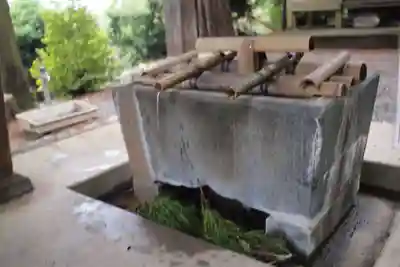 武田八幡宮の手水舎