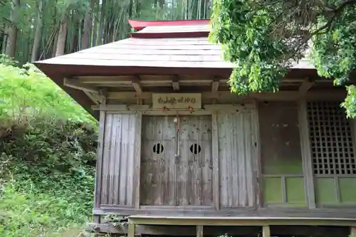 堂山王子神社の末社