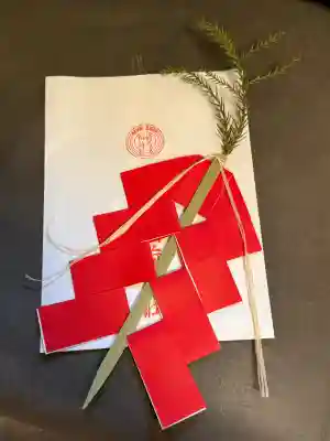 箭弓稲荷神社の{uncategorized: "未分類", other: "その他", undefined: "問題あり", building: "その他建物", grave: "お墓", sacred_gate: "鳥居", guardian: "狛犬", statue: "像", buddha: "仏像", history: "歴史", nature: "自然", garden: "庭園", animal: "動物", pagoda: "塔", temizu: "手水舎", mountain_gate: "山門・神門", sanctuary: "本殿・本堂", subordinate: "末社・摂社", art: "芸術", scenery: "景色", jizo: "地蔵", ema: "絵馬", goshuin: "御朱印", omikuji: "おみくじ", items: "授与品その他", amulet: "お守り", goshuincho: "御朱印帳", eats: "食事", festival: "お祭り", votive_dance: "神楽", shichigosan: "七五三参", wedding: "結婚式", experience: "体験その他", initially: "初詣", around: "周辺", anti_infection: "感染症対策"}