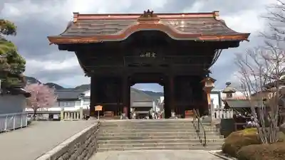 善光寺の山門・神門
