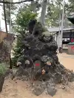 諏訪神社の{uncategorized: "未分類", other: "その他", undefined: "問題あり", building: "その他建物", grave: "お墓", sacred_gate: "鳥居", guardian: "狛犬", statue: "像", buddha: "仏像", history: "歴史", nature: "自然", garden: "庭園", animal: "動物", pagoda: "塔", temizu: "手水舎", mountain_gate: "山門・神門", sanctuary: "本殿・本堂", subordinate: "末社・摂社", art: "芸術", scenery: "景色", jizo: "地蔵", ema: "絵馬", goshuin: "御朱印", omikuji: "おみくじ", items: "授与品その他", amulet: "お守り", goshuincho: "御朱印帳", eats: "食事", festival: "お祭り", votive_dance: "神楽", shichigosan: "七五三参", wedding: "結婚式", experience: "体験その他", initially: "初詣", around: "周辺", anti_infection: "感染症対策"}