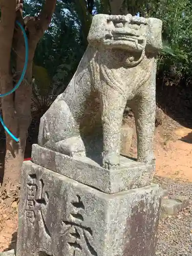 富任八幡宮の狛犬