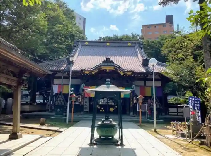 蓮馨寺の本殿・本堂