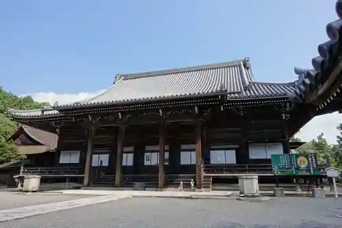 西教寺の本殿