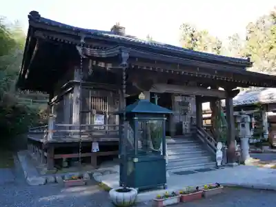 法泉寺の本殿・本堂