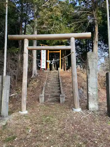 青麻三光神社の鳥居