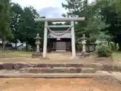 神明社の鳥居