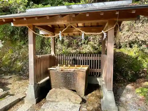 神倉神社（熊野速玉大社摂社）の手水舎