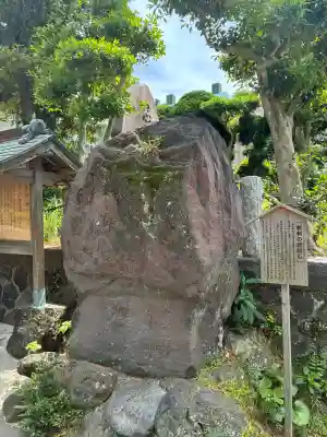 貴船神社の{uncategorized: "未分類", other: "その他", undefined: "問題あり", building: "その他建物", grave: "お墓", sacred_gate: "鳥居", guardian: "狛犬", statue: "像", buddha: "仏像", history: "歴史", nature: "自然", garden: "庭園", animal: "動物", pagoda: "塔", temizu: "手水舎", mountain_gate: "山門・神門", sanctuary: "本殿・本堂", subordinate: "末社・摂社", art: "芸術", scenery: "景色", jizo: "地蔵", ema: "絵馬", goshuin: "御朱印", omikuji: "おみくじ", items: "授与品その他", amulet: "お守り", goshuincho: "御朱印帳", eats: "食事", festival: "お祭り", votive_dance: "神楽", shichigosan: "七五三参", wedding: "結婚式", experience: "体験その他", initially: "初詣", around: "周辺", anti_infection: "感染症対策"}