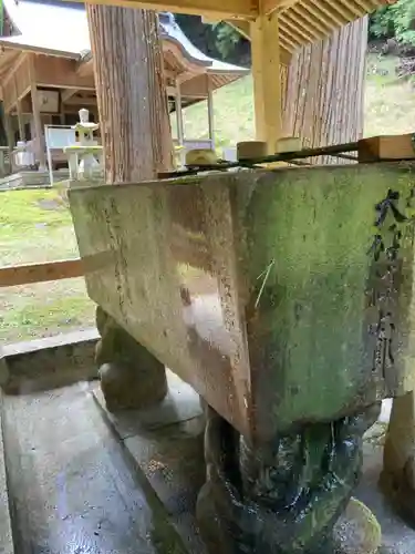 若王子神社の手水舎