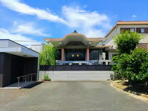 廻向寺の本殿・本堂