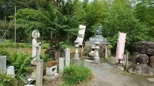 永福寺　童子堂の地蔵
