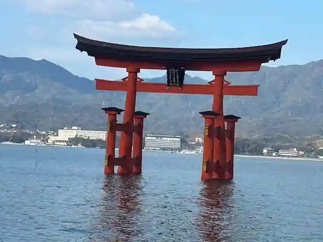 厳島神社(広島県)