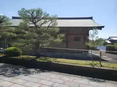 城南宮の{uncategorized: "未分類", other: "その他", undefined: "問題あり", building: "その他建物", grave: "お墓", sacred_gate: "鳥居", guardian: "狛犬", statue: "像", buddha: "仏像", history: "歴史", nature: "自然", garden: "庭園", animal: "動物", pagoda: "塔", temizu: "手水舎", mountain_gate: "山門・神門", sanctuary: "本殿・本堂", subordinate: "末社・摂社", art: "芸術", scenery: "景色", jizo: "地蔵", ema: "絵馬", goshuin: "御朱印", omikuji: "おみくじ", items: "授与品その他", amulet: "お守り", goshuincho: "御朱印帳", eats: "食事", festival: "お祭り", votive_dance: "神楽", shichigosan: "七五三参", wedding: "結婚式", experience: "体験その他", initially: "初詣", around: "周辺", anti_infection: "感染症対策"}