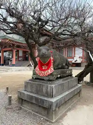 北野天満宮の{uncategorized: "未分類", other: "その他", undefined: "問題あり", building: "その他建物", grave: "お墓", sacred_gate: "鳥居", guardian: "狛犬", statue: "像", buddha: "仏像", history: "歴史", nature: "自然", garden: "庭園", animal: "動物", pagoda: "塔", temizu: "手水舎", mountain_gate: "山門・神門", sanctuary: "本殿・本堂", subordinate: "末社・摂社", art: "芸術", scenery: "景色", jizo: "地蔵", ema: "絵馬", goshuin: "御朱印", omikuji: "おみくじ", items: "授与品その他", amulet: "お守り", goshuincho: "御朱印帳", eats: "食事", festival: "お祭り", votive_dance: "神楽", shichigosan: "七五三参", wedding: "結婚式", experience: "体験その他", initially: "初詣", around: "周辺", anti_infection: "感染症対策"}