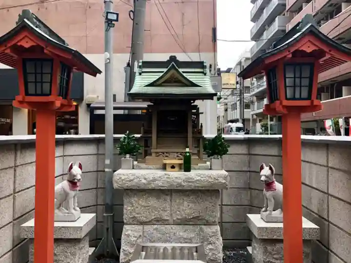 橘稲荷神社の本殿・本堂