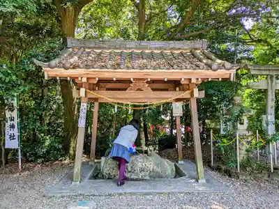 白山神社の手水舎