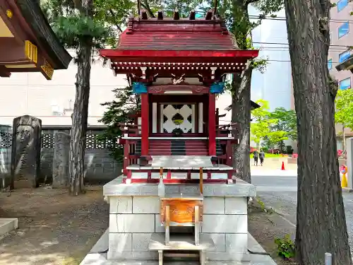 三吉神社の末社