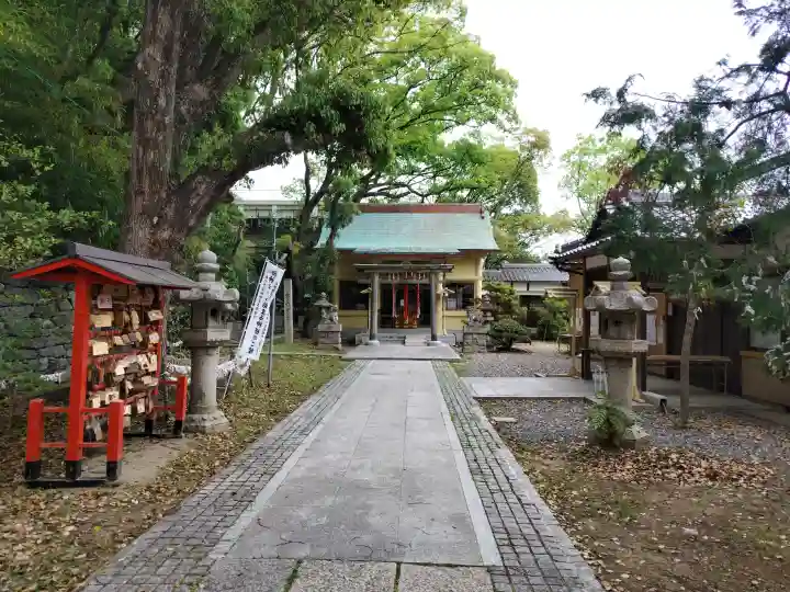 刺田比古神社の{uncategorized: "未分類", other: "その他", undefined: "問題あり", building: "その他建物", grave: "お墓", sacred_gate: "鳥居", guardian: "狛犬", statue: "像", buddha: "仏像", history: "歴史", nature: "自然", garden: "庭園", animal: "動物", pagoda: "塔", temizu: "手水舎", mountain_gate: "山門・神門", sanctuary: "本殿・本堂", subordinate: "末社・摂社", art: "芸術", scenery: "景色", jizo: "地蔵", ema: "絵馬", goshuin: "御朱印", omikuji: "おみくじ", items: "授与品その他", amulet: "お守り", goshuincho: "御朱印帳", eats: "食事", festival: "お祭り", votive_dance: "神楽", shichigosan: "七五三参", wedding: "結婚式", experience: "体験その他", initially: "初詣", around: "周辺", anti_infection: "感染症対策"}