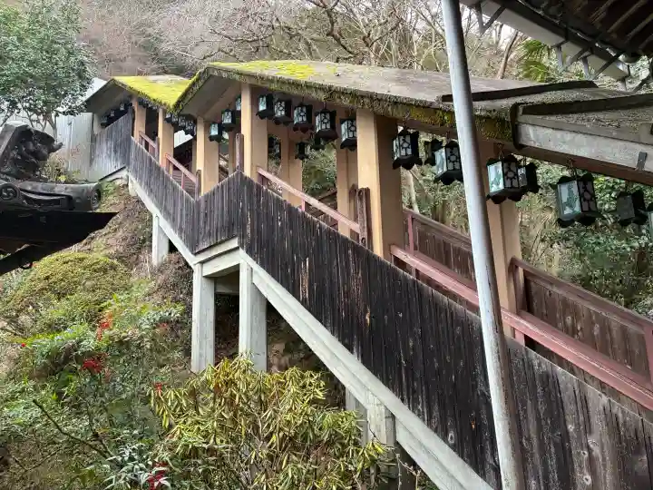 聖林寺の{uncategorized: "未分類", other: "その他", undefined: "問題あり", building: "その他建物", grave: "お墓", sacred_gate: "鳥居", guardian: "狛犬", statue: "像", buddha: "仏像", history: "歴史", nature: "自然", garden: "庭園", animal: "動物", pagoda: "塔", temizu: "手水舎", mountain_gate: "山門・神門", sanctuary: "本殿・本堂", subordinate: "末社・摂社", art: "芸術", scenery: "景色", jizo: "地蔵", ema: "絵馬", goshuin: "御朱印", omikuji: "おみくじ", items: "授与品その他", amulet: "お守り", goshuincho: "御朱印帳", eats: "食事", festival: "お祭り", votive_dance: "神楽", shichigosan: "七五三参", wedding: "結婚式", experience: "体験その他", initially: "初詣", around: "周辺", anti_infection: "感染症対策"}