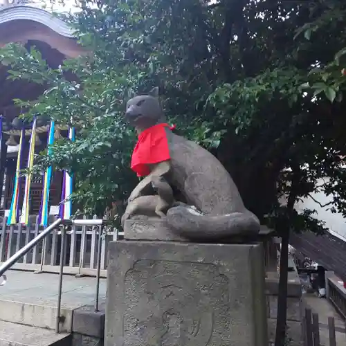 池尻稲荷神社の狛犬