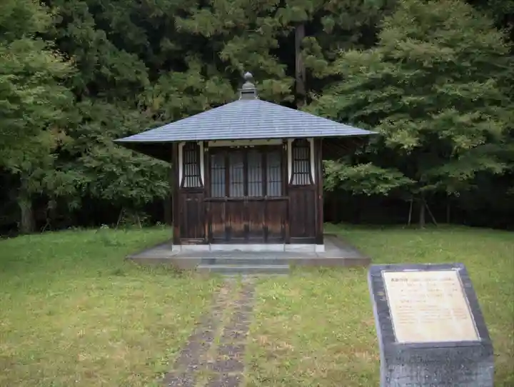 清瀧神社の本殿・本堂