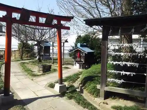 稲荷神社（弥十郎稲荷）の末社