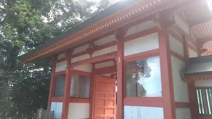 蒲生八幡神社の山門・神門